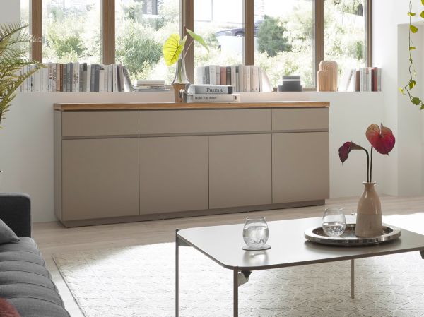 Sideboard Palamos in warmgrau matt lackiert und Akazie massiv Wohn- und Esszimmer Kommode 200 cm